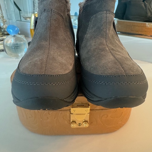 Easy Spirit Gray Suede Ankle Boots US 7 - Picture 6 of 11